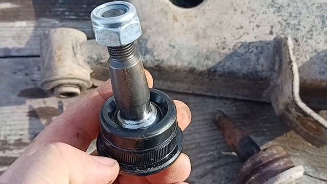 ЗАМЕНА ШАРОВОЙ ОПОРЫ Mitsubishi Galant 6 смотреть онлайн