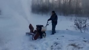 Самодельный роторный снегоуборщик для мотоблока "Нева"