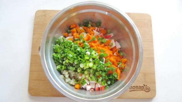 Оливье с крабовым мясом смотреть онлайн