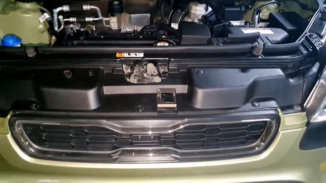 Установка уплотнителя капота на KIA SOUL I смотреть онлайн
