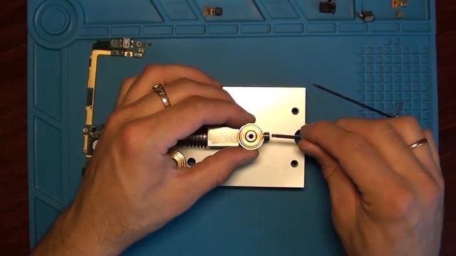 Собрал держатель плат для пайки. смотреть онлайн