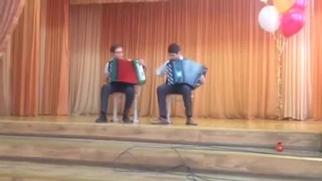 Бумер на баяне смотреть онлайн