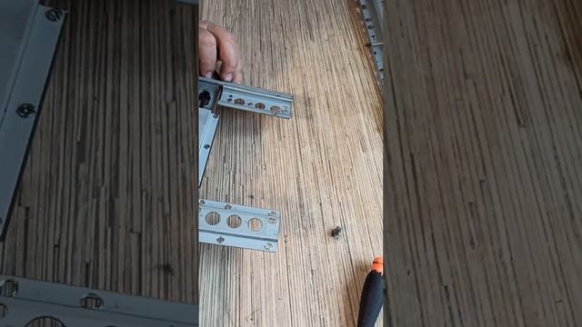 Чистка и настройка вязальной машины BROTHER KH893 2 часть смотреть онлайн