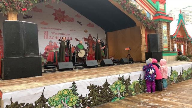 Фестивальная площадка На Святоозёрской смотреть онлайн