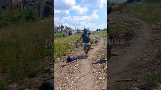 Говорят, каков мужчина в танце 🤩 таков он и в бою! НАШИ лучшие! смотреть онлайн