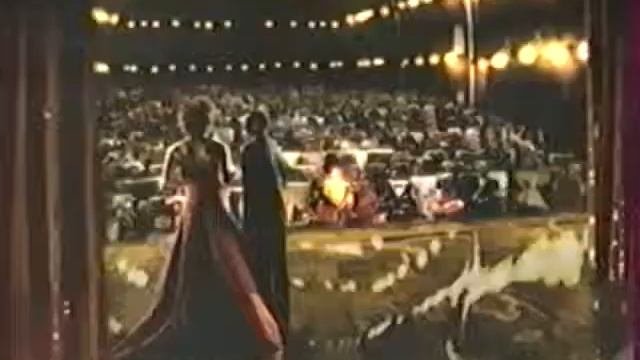 Nescafe Gold 2002 год