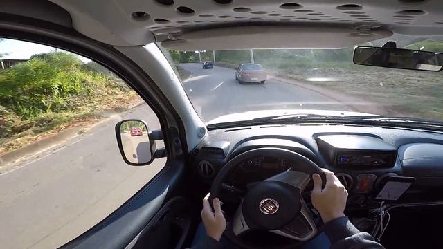 ACELEREI O FIAT DOBLO 1.8 2020 NA ESTRADA DE SERRA смотреть онлайн