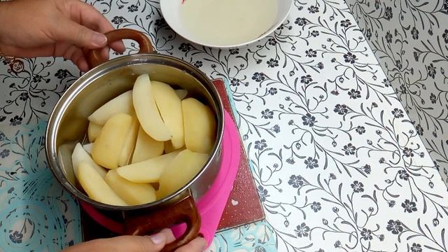 Сырники с малиновым джемом