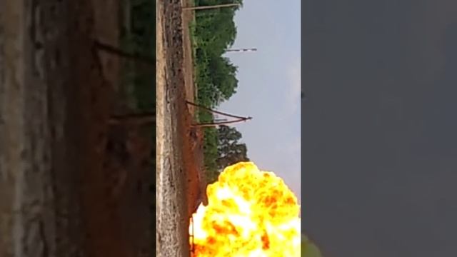 ПРОРЫВ ГАЗА ИЗ ЗЕМЛИ В Х. ХАНЬКОВ КРАСНОДАРСКОГО К смотреть онлайн