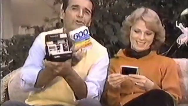 1983 Polaroid Commercial with James Garner and Mariette Hartley смотреть онлайн