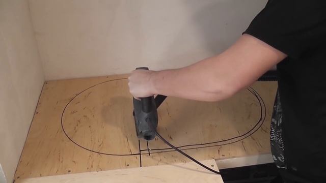 Ч.1 КУХОННЫЙ ГАРНИТУР ИЗ ФАНЕРЫ И ПАЛОК СВОИМИ РУКАМИ смотреть онлайн