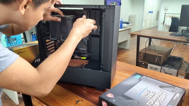 ? NO RGB Build ft. NZXT H510 FLOW & DEEPCOOL AK620 (Time-lapse) | PCB-4 смотреть онлайн
