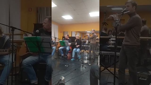 Ария "Засыпай" кавер от Оборотни с гитарами смотреть онлайн