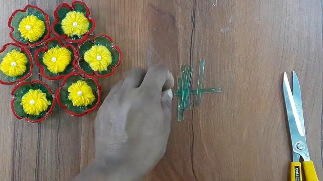 waste plastic bottle reuse with color woolen | best out of waste | Beautiful home decor смотреть онлайн