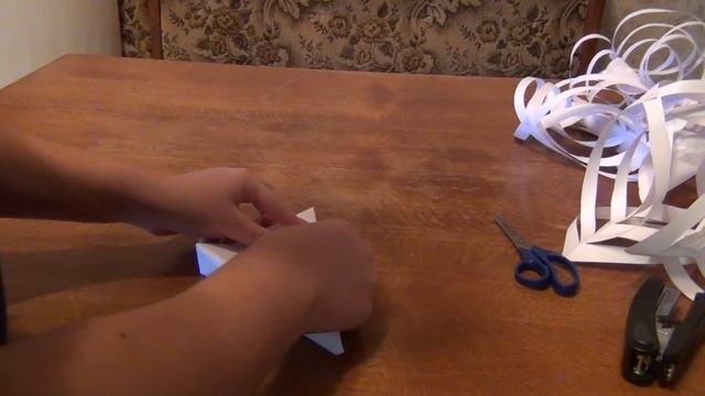 3D снежинка из бумаги смотреть онлайн