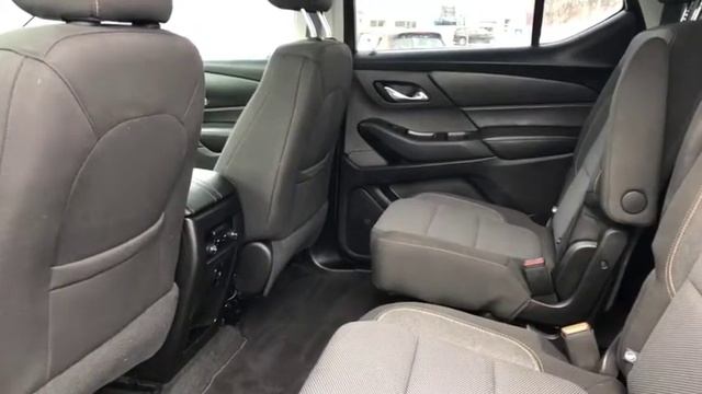 2018 Chevrolet Traverse LT 7 Passenger / Heated Seats / Rear Park Assist / Power Lift Gate смотреть онлайн