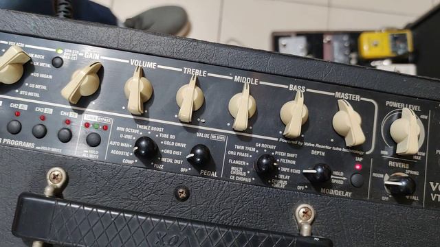 Test Sound Ampli Vox VT40+ смотреть онлайн