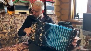 Прекрасный мастер гармоник  Кабанов  Андрей.