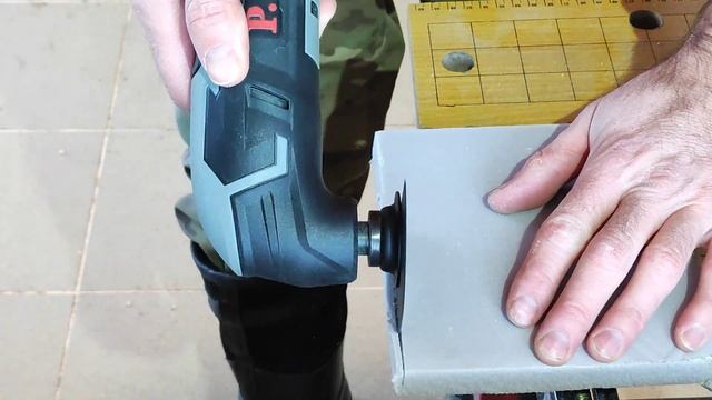 Обзор аккумуляторного реноватора P.I.T. с набором насадок для реноватора от Практики смотреть онлайн