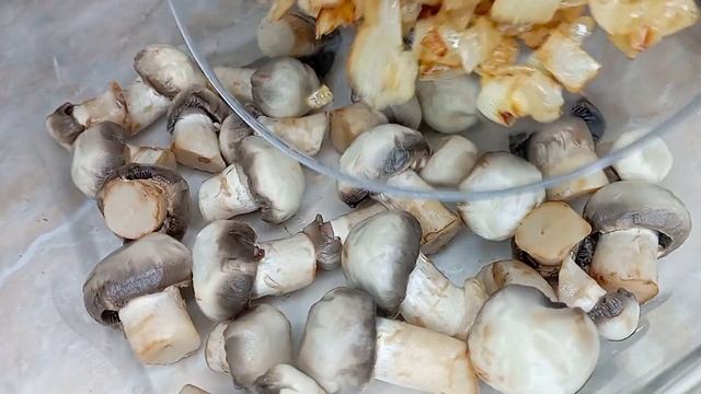 Очень РЕКОМЕНДУЮ! ЗАКУСКА "ПОД ВОДОЧКУ" готовьте больше, ВСЕГДА МАЛО! ПРОСТО и ЛЕГКО смотреть онлайн