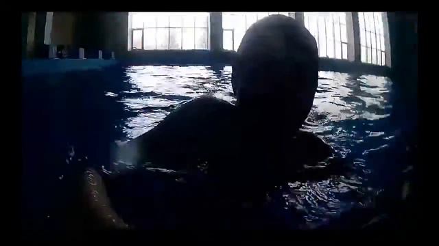 Поход с классом в бассеин!!! #1 смотреть онлайн