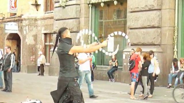 Мун из группы "Стигма шоу" крутит бугенги, ч.3 смотреть онлайн