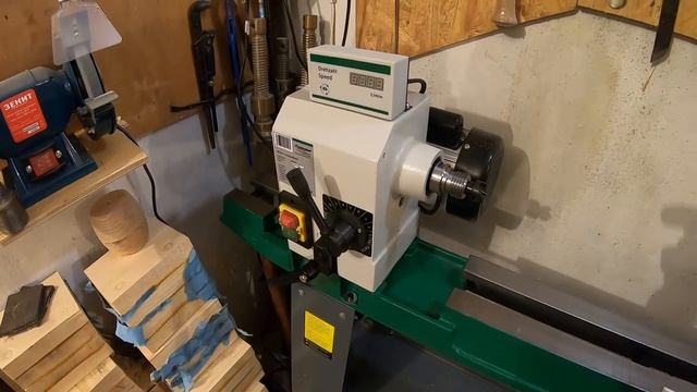 ОБЗОР ТОКАРНОГО СТАНКА ПО ДЕРЕВУ HOLZSTAR DB 900 смотреть онлайн