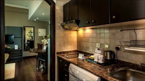 First Central Hotel Suites 4*  описание отеля, и что есть рядом, ОАЭ Дубай