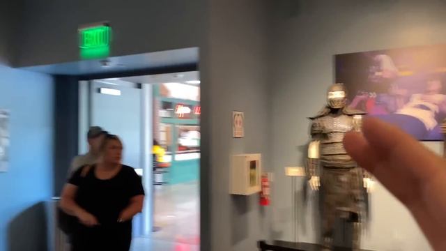 We Snuck into WB Studios & Found MORTAL KOMBAT!! смотреть онлайн