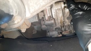 Toyota Rav4. Замена масла в раздатке. Не переливайте масло в раздатке!!!!