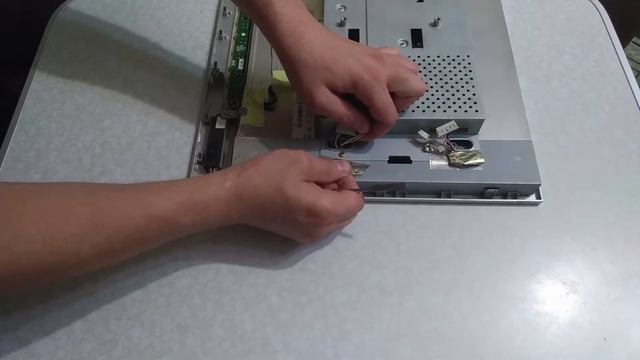 Разбираем монитор ViewSonic VA2012w смотреть онлайн