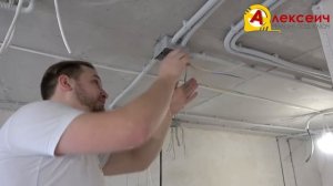 Как монтировать электрику БЫСТРО и ЭФФЕКТИВНО? Все этапы электромонтажных работ в гофре по потолку!