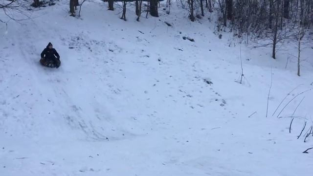 |Зимние горки| Улетел под лед ^_^ смотреть онлайн