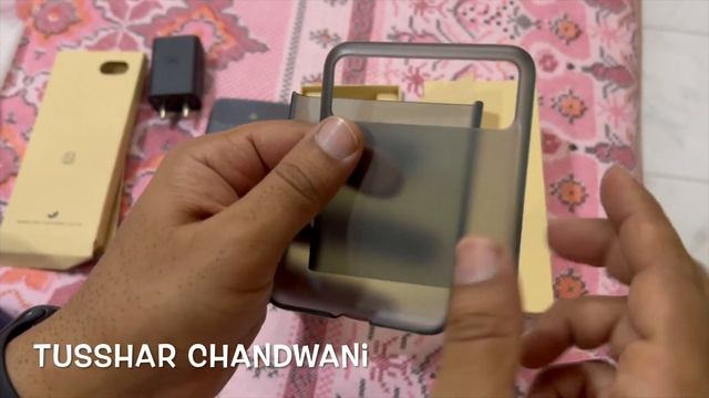 Unboxing Motorola Razr 40 Sage Green Indian Version