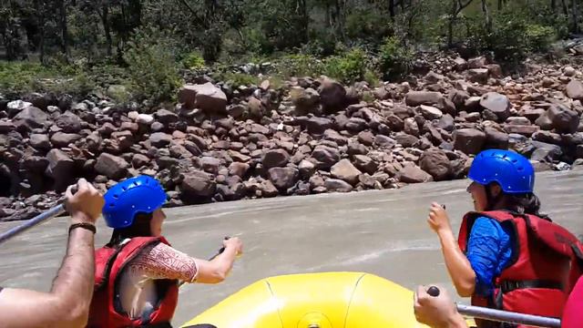 Индия, Ришикеш, рафтинг по Ганге, май 2015 смотреть онлайн