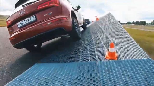 Наши трудовые будни, на Audi quattro days в Красноярске. смотреть онлайн