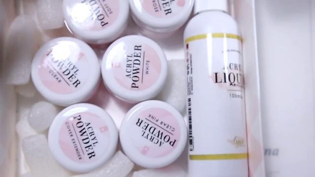 Купила Акрил . Осталось вспомнить  как им работать ?.