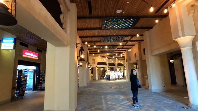 Souk Madinat Jumeirah, Dubai - 4K Virtual Tour смотреть онлайн