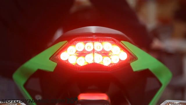 2013-2017 Kawasaki Ninja 300 Sequential LED Tail Lights Clear Lens смотреть онлайн