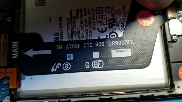 Samsung A705 не заряжается смотреть онлайн