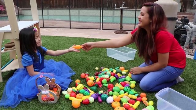 Jannie Pretend Play with Ride-On Tractor & Horse Toy for Kids смотреть онлайн