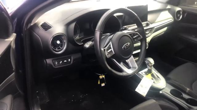 The fuse box location on a 2016 Kia Rio смотреть онлайн