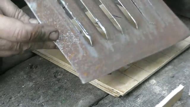 ?Как самому сделать жабры или тюнинг для капота, решетки для вентиляции или охлаждения. смотреть онлайн