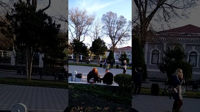 Беспечный ангел #Анапа. Центральная набережная смотреть онлайн