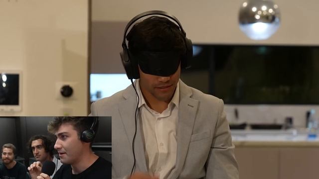 1 Nerd VS 100 Supermodels смотреть онлайн