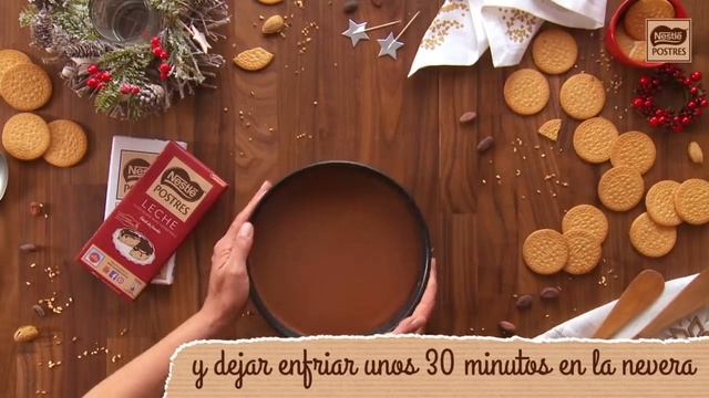 Tarta tres chocolates para Navidad - Nestlé Postres смотреть онлайн