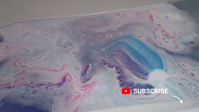 GHOSTIE | BATH BOMB | LUSH COSMETICS | Halloween | Bath Tub Demo and Review смотреть онлайн