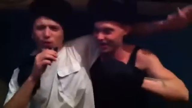 Омские парни зажигают=))) смотреть онлайн