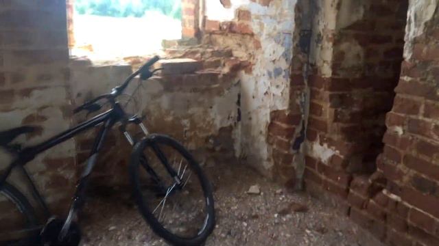 поездка на заброшенную церковь за 16 км от дома смотреть онлайн