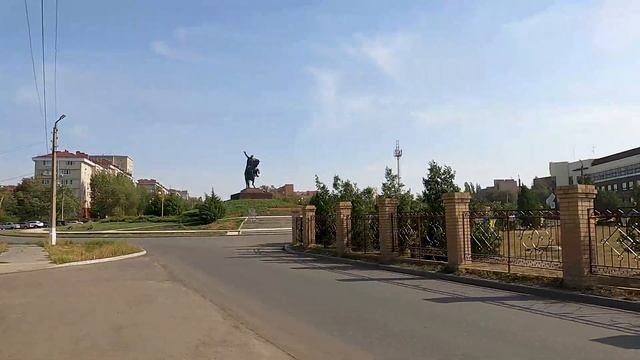 Из Питера в Махачкалу на машине. По хатам. Овцы на дороге . Красоты РФ, Калмыкии, Дагестана. Автоту смотреть онлайн
